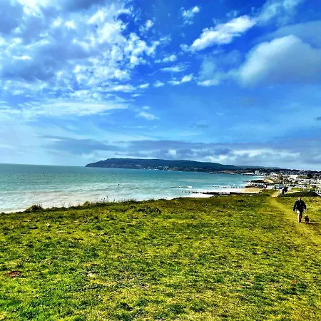 Wight Waves Holidays Sandown Exterior photo