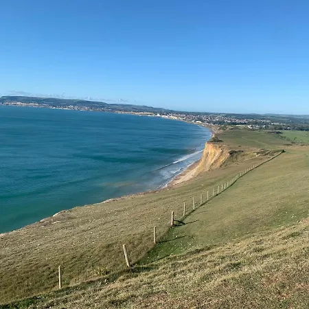 Wight Waves Holidays Sandown Exterior photo
